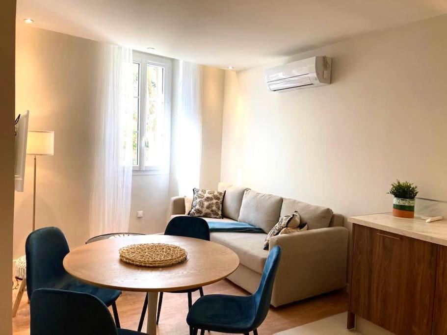 Le Palm Appartement Elegant & Design En Bord Riviere Collobrières Exteriér fotografie